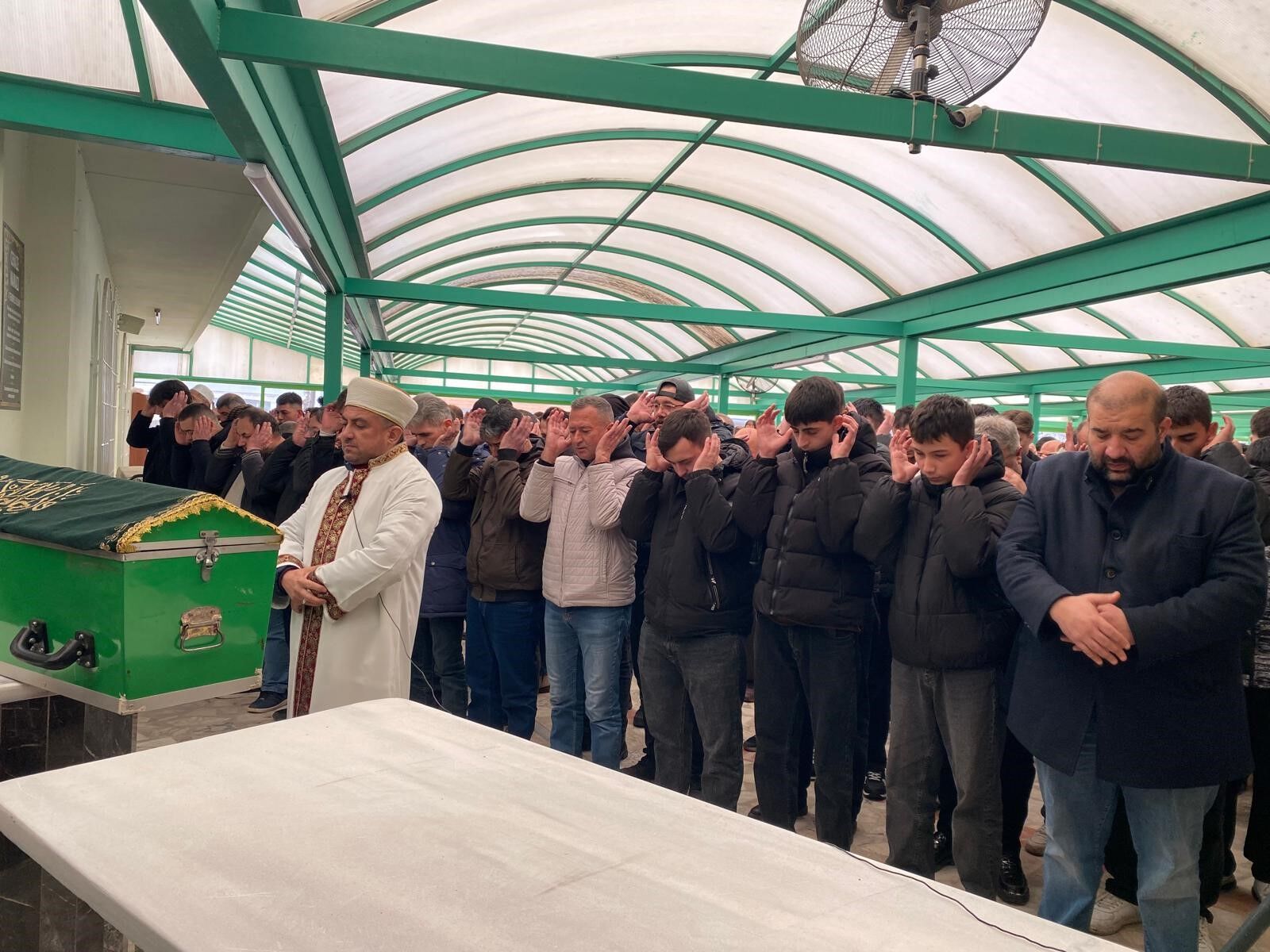 Körfez’de Sahur Vakti̇ Fenalaşan 49 Yaşindaki̇ Vatandaş Hayatini Kaybetti̇ (4)