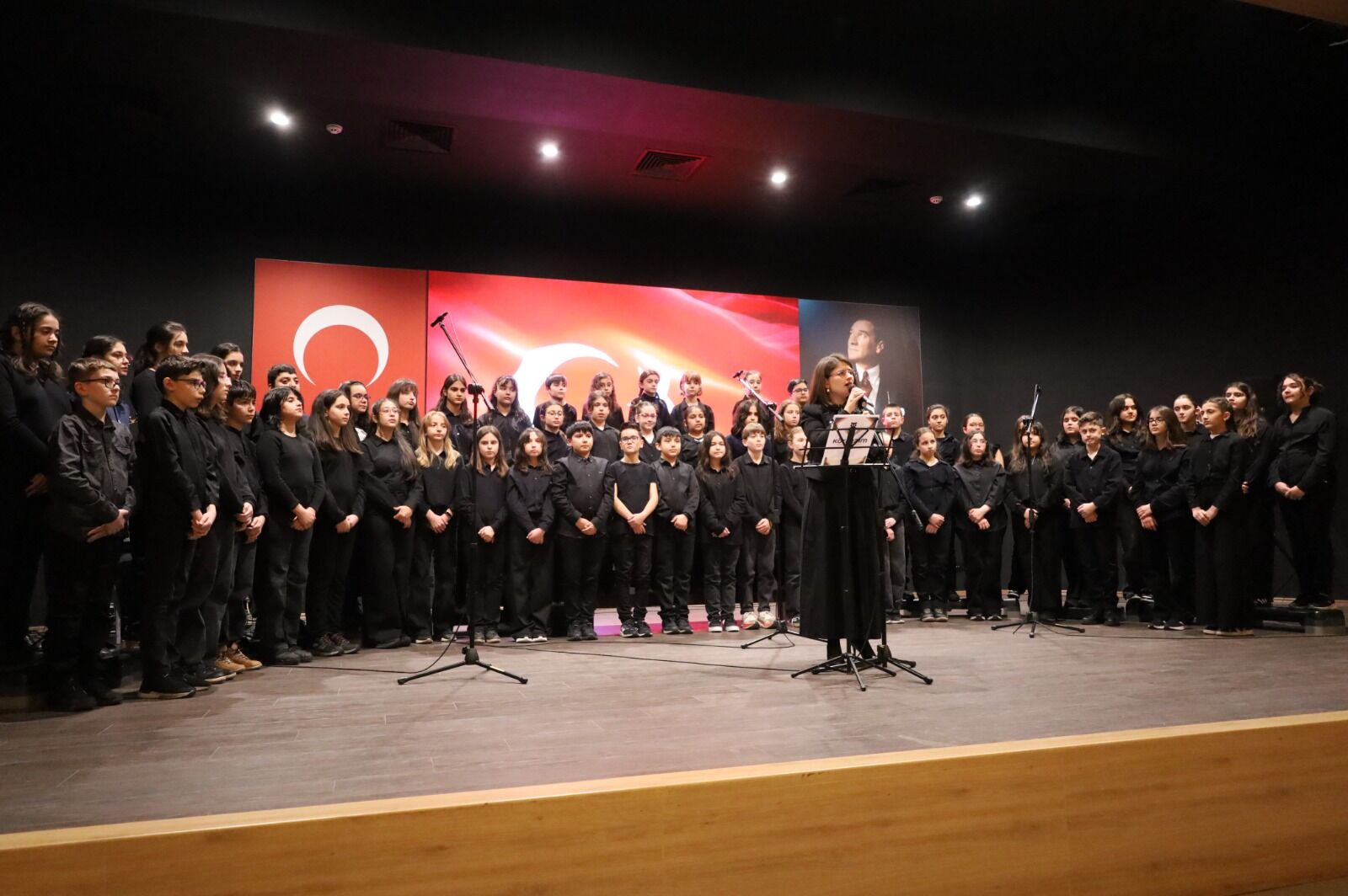 Körfezi̇m Eği̇ti̇m Kurumlari’nda Duygu Dolu Çanakkale Anmasi (2)