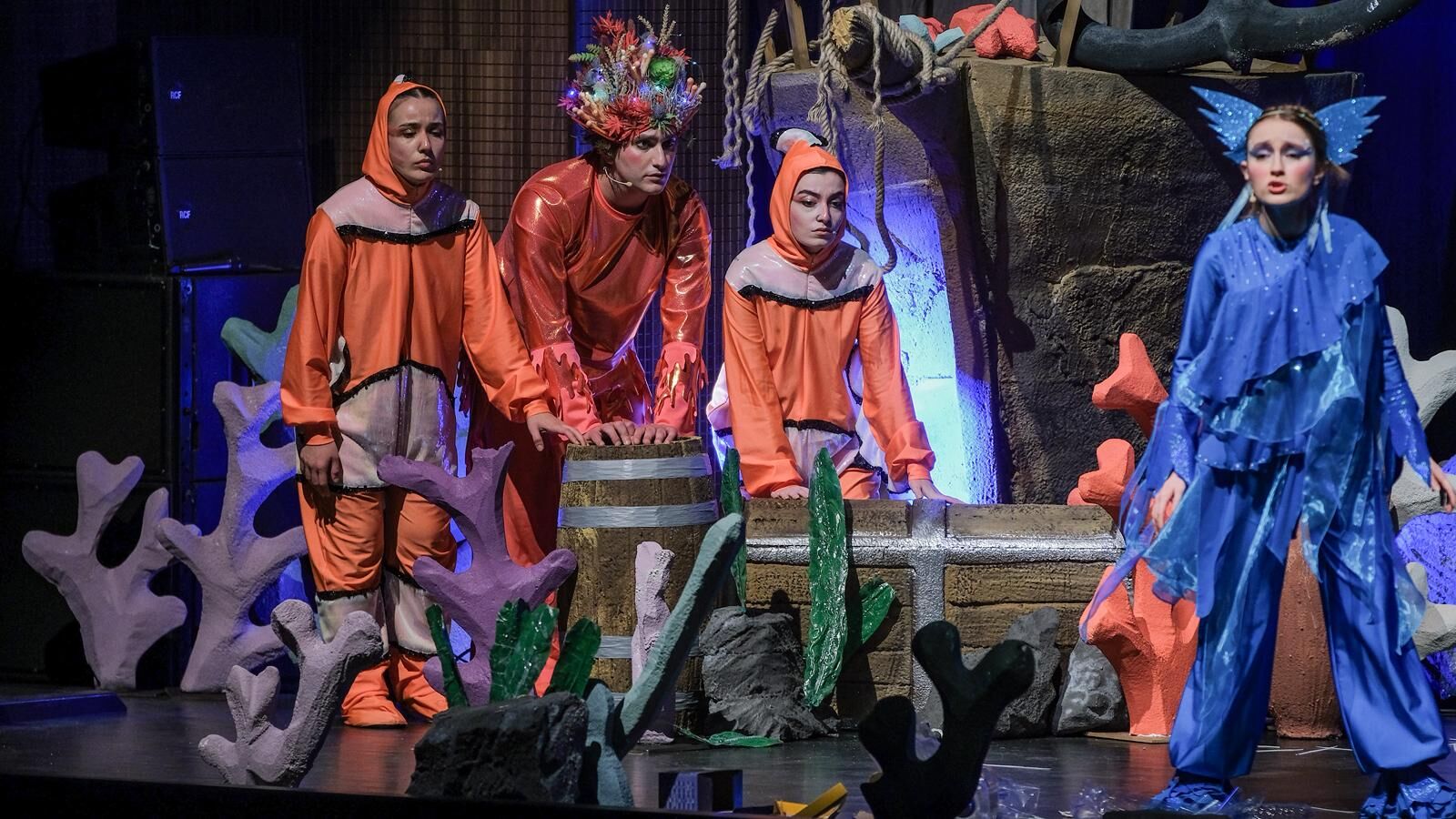 Körfez’i̇n Kalbi̇ Sahnede Canlandi (5)