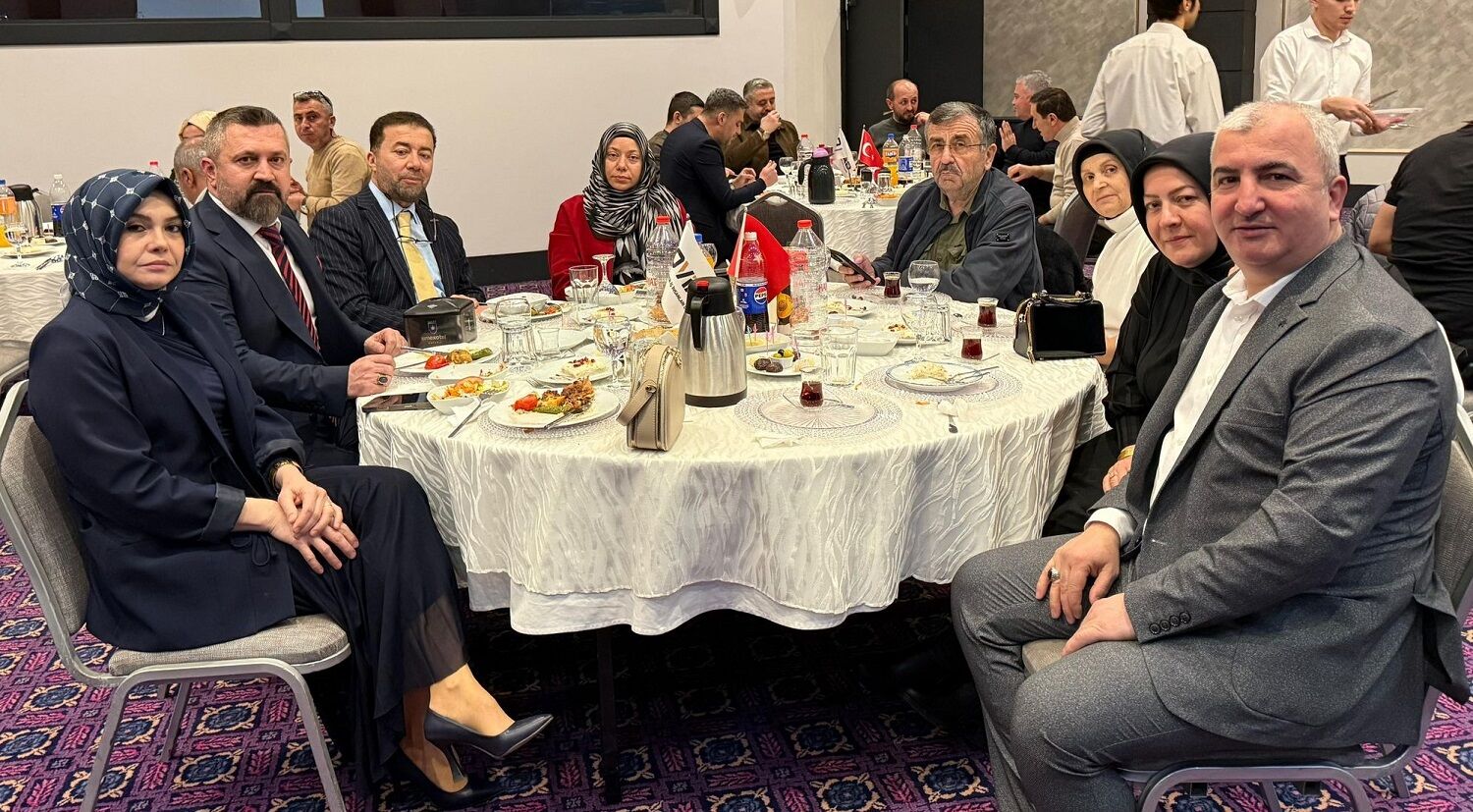 Kovi̇ad İftar Programi’nda İş Dünyasi Ayni Sofrada2