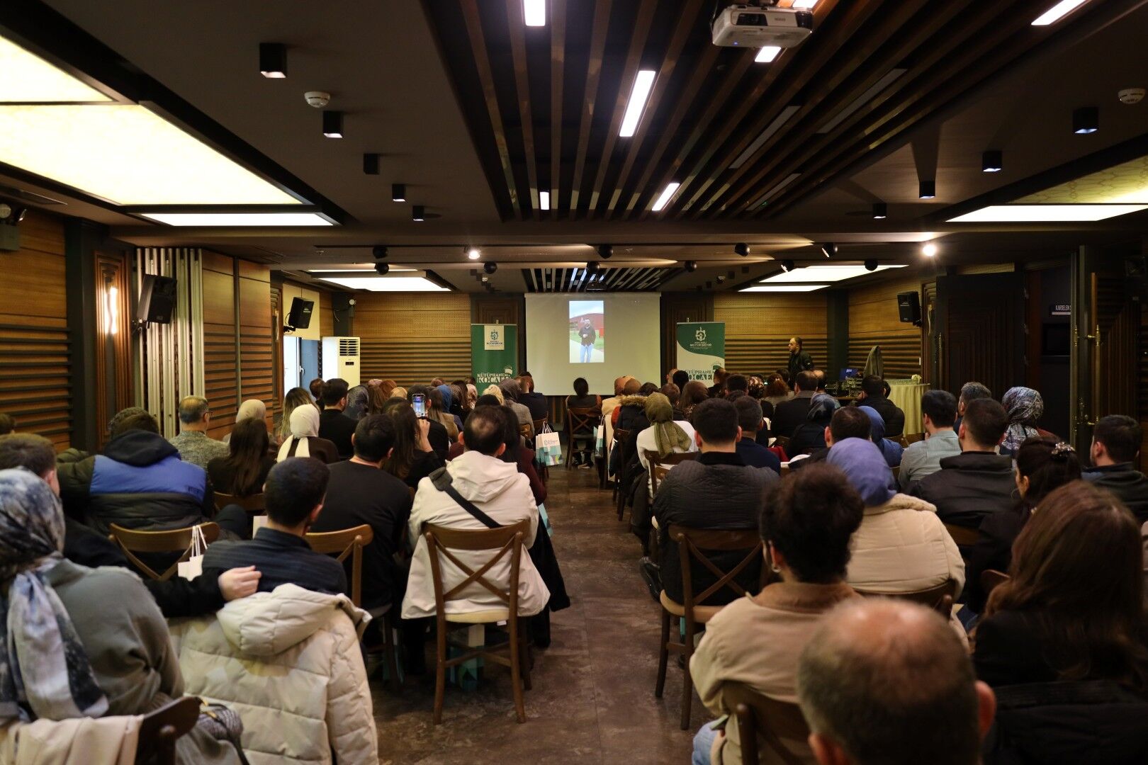 Kütüphane Haftası'na Moral Dolu Başlangıç (7)