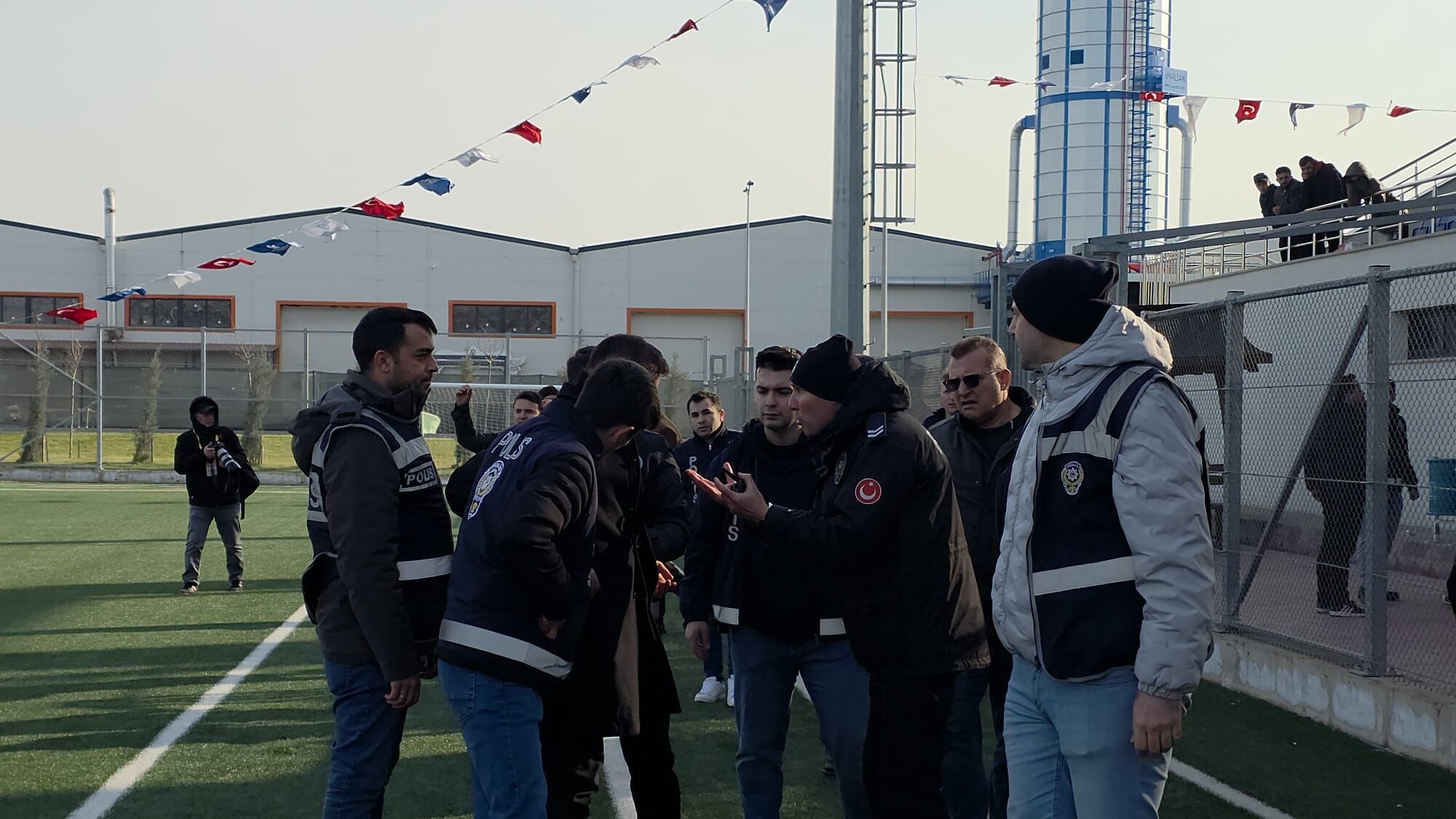 Maç Sonu Olaylar Çikti (4)