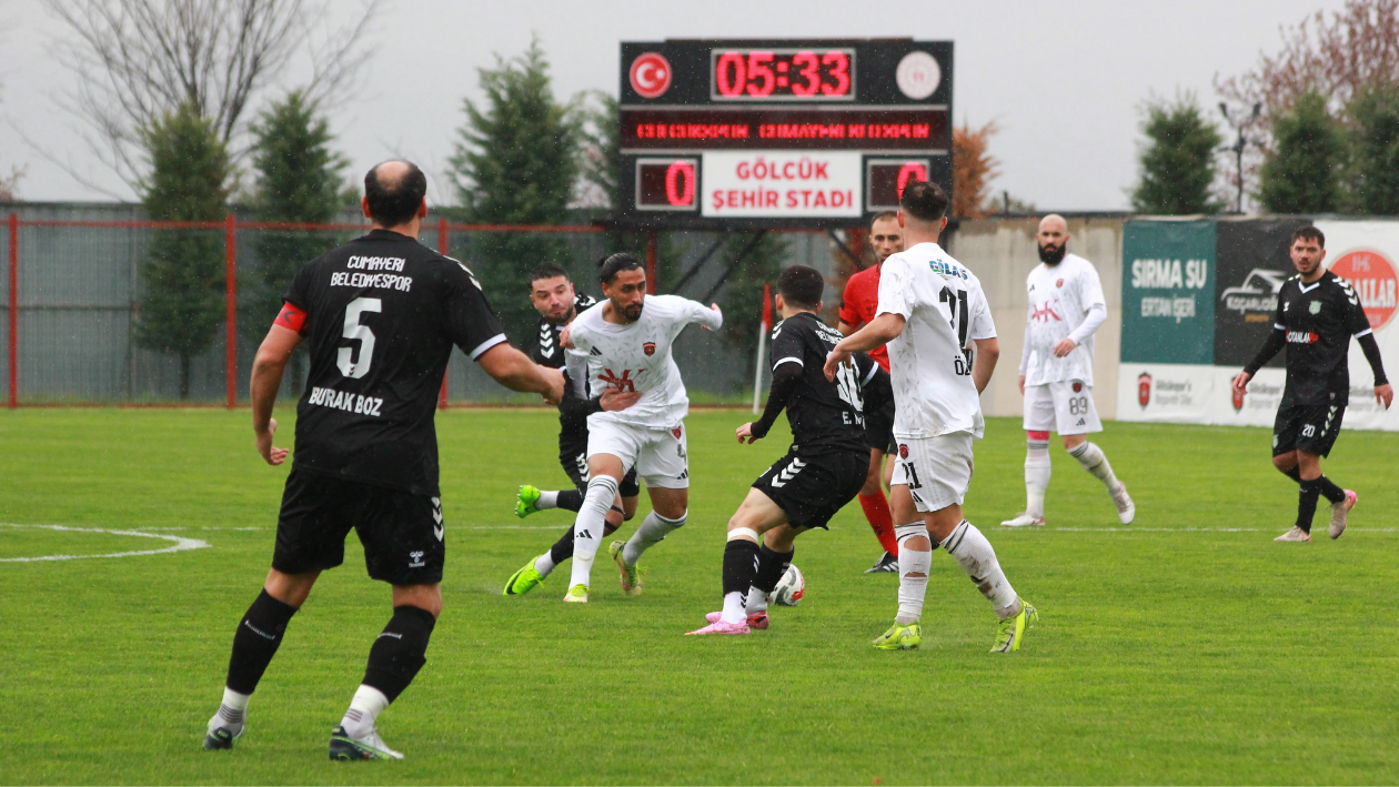 Merve Üzer Çeti̇n (6)-1