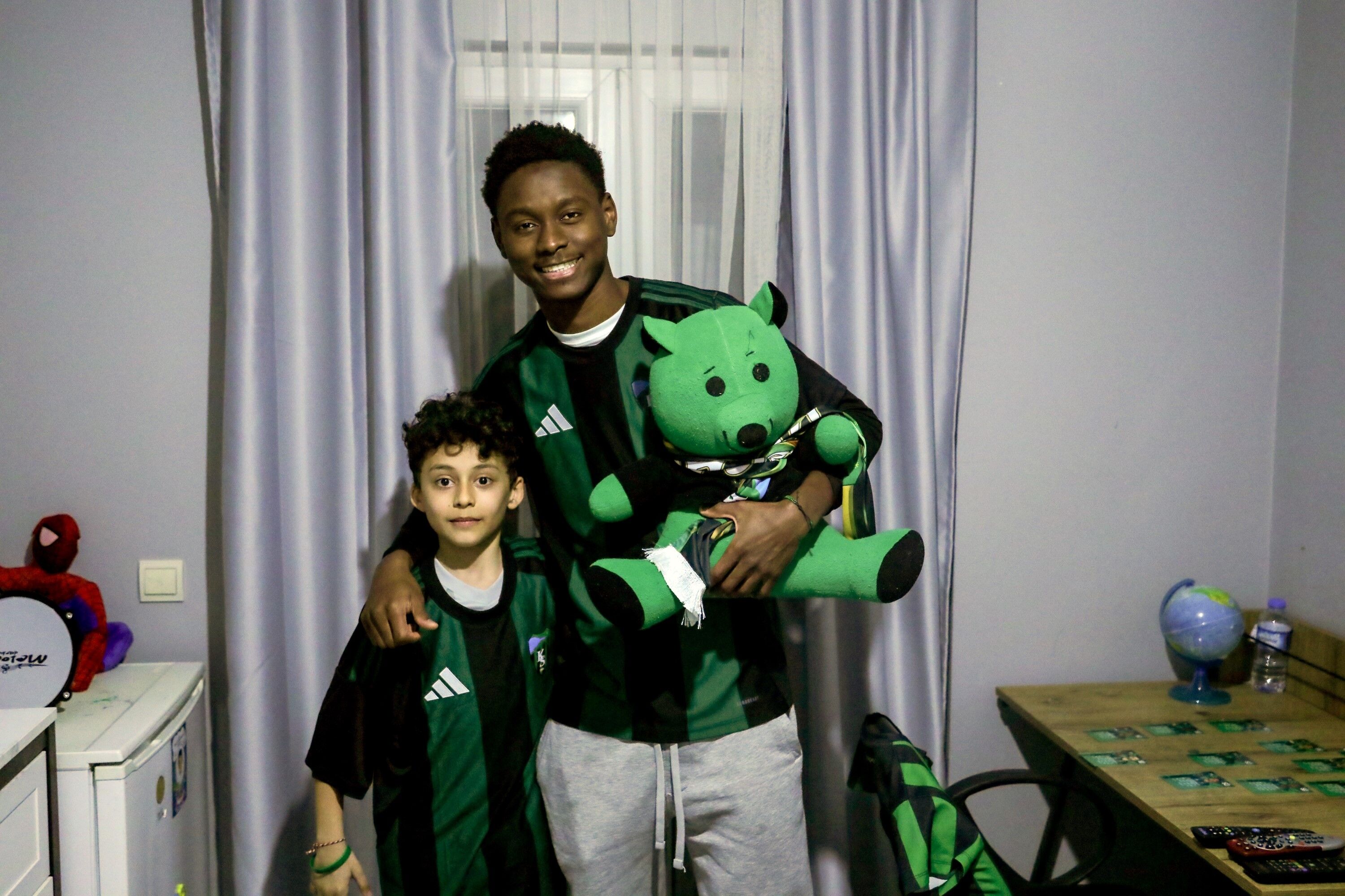 Mi̇ni̇k Taraftara Unutulmaz Sürpri̇z (1)