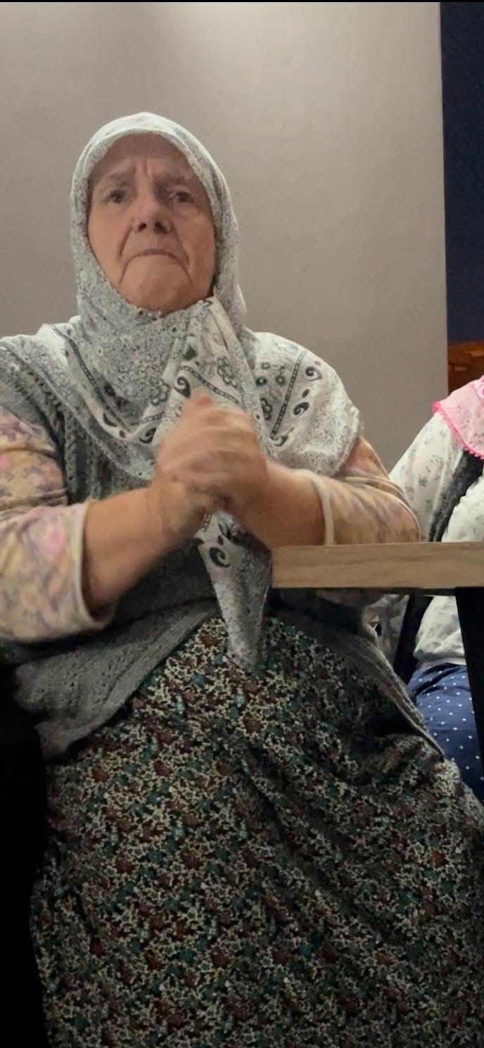 Ö N D E R K A R A K A Ş T E Y Z E S İ