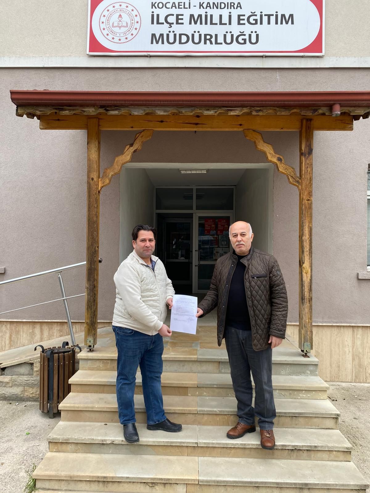 Okul Bi̇nalari İçi̇n Deprem Güvenli̇ği̇ Çağrisi (8)