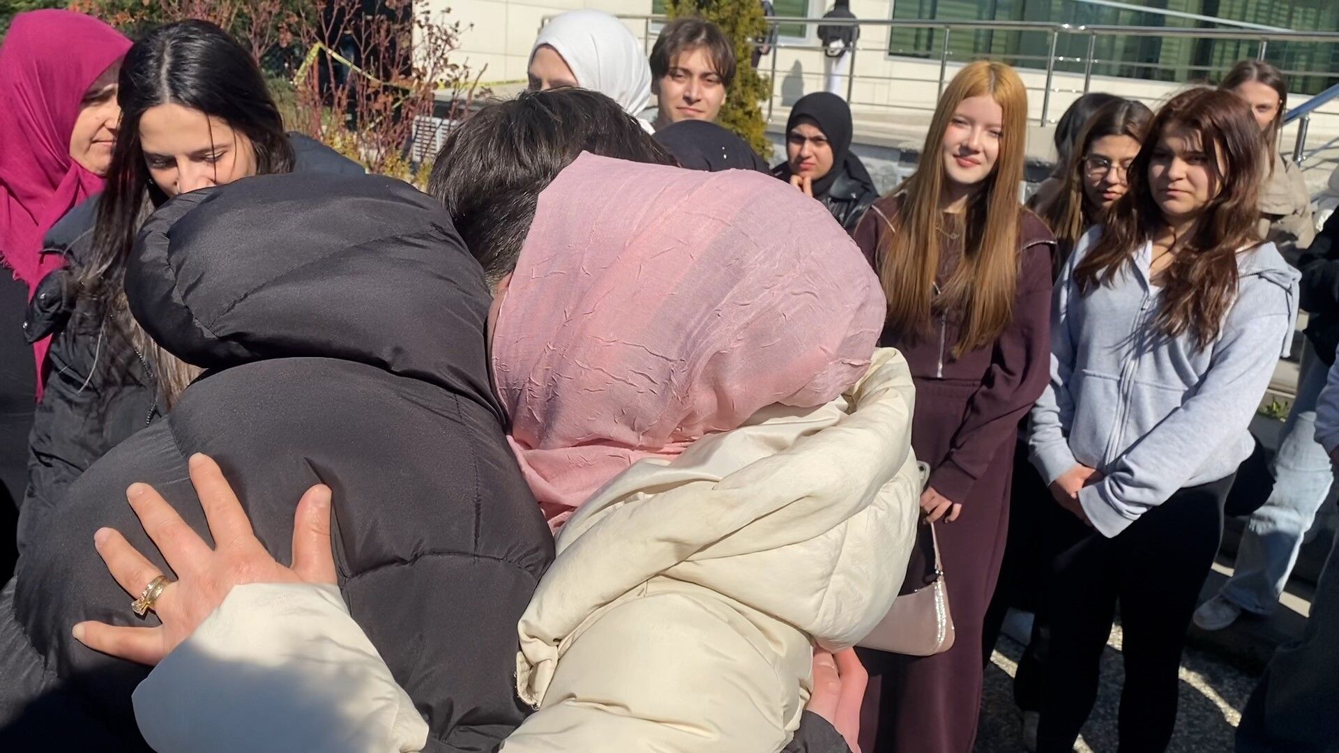 Ölümüne Boynuna Atilan Yumruk Sebep Olmuş (4)