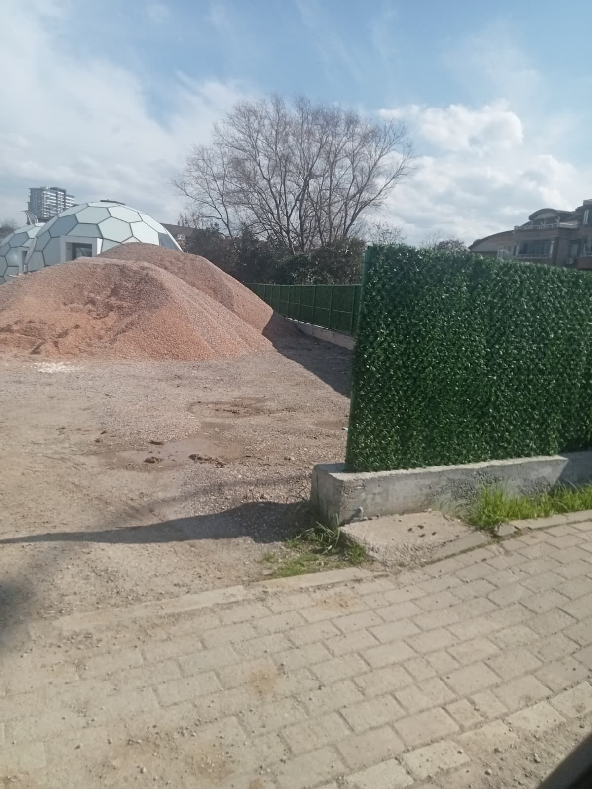 Otogar Tramvay Son Duraği Yanindaki̇ Proje Tartişma Yaratti (3)