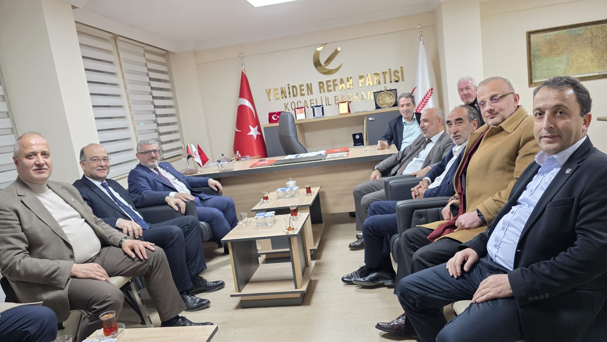 Saadet Parti̇si̇ İl Yöneti̇mi̇ni̇ İftarda Ağirladi (3)