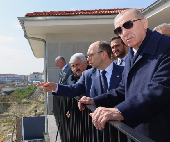 Sağlik Ve Eği̇ti̇m Altyapisi Güçleni̇yor (5)