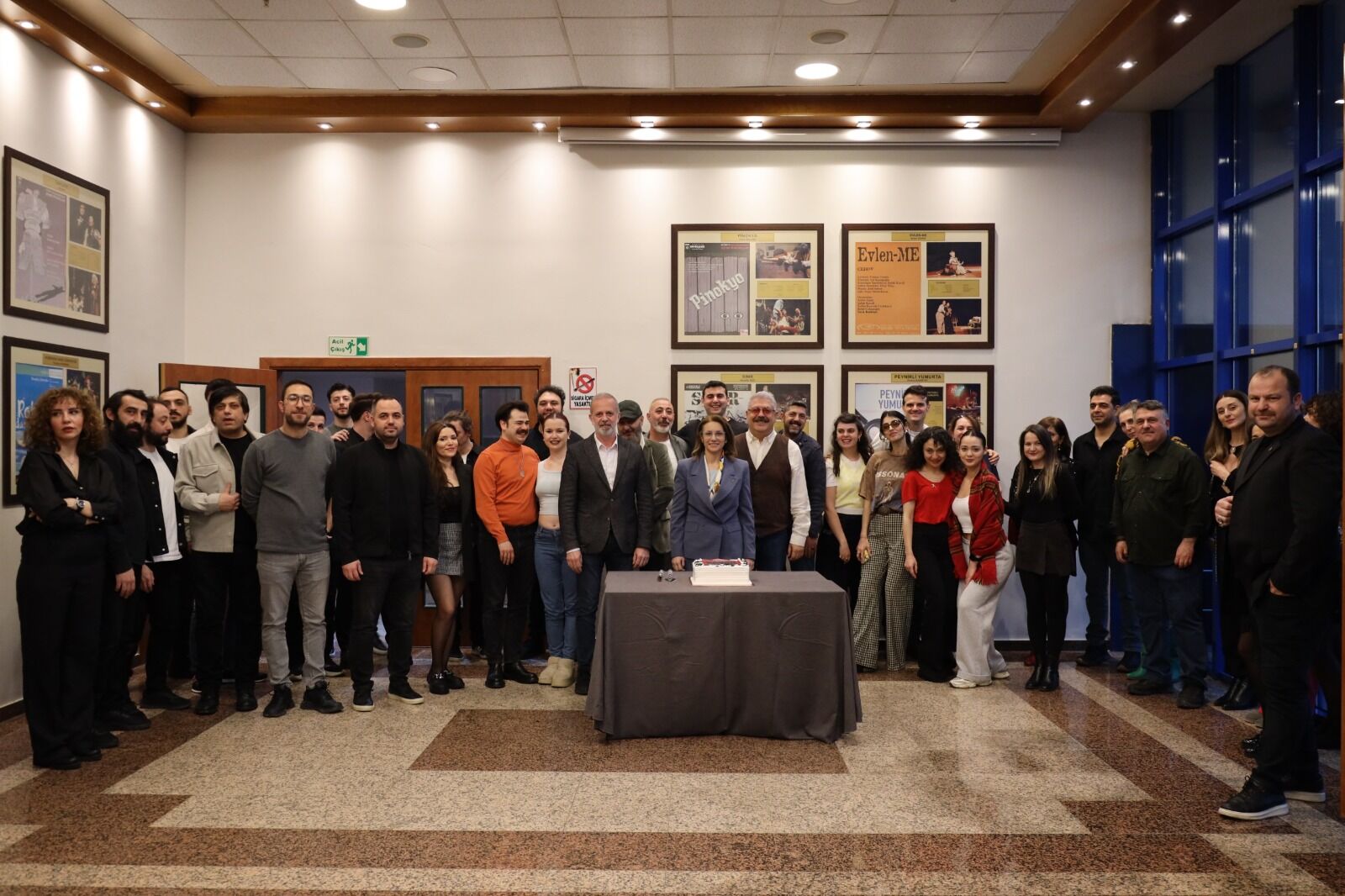 Sahneye Taşindi (1)-1