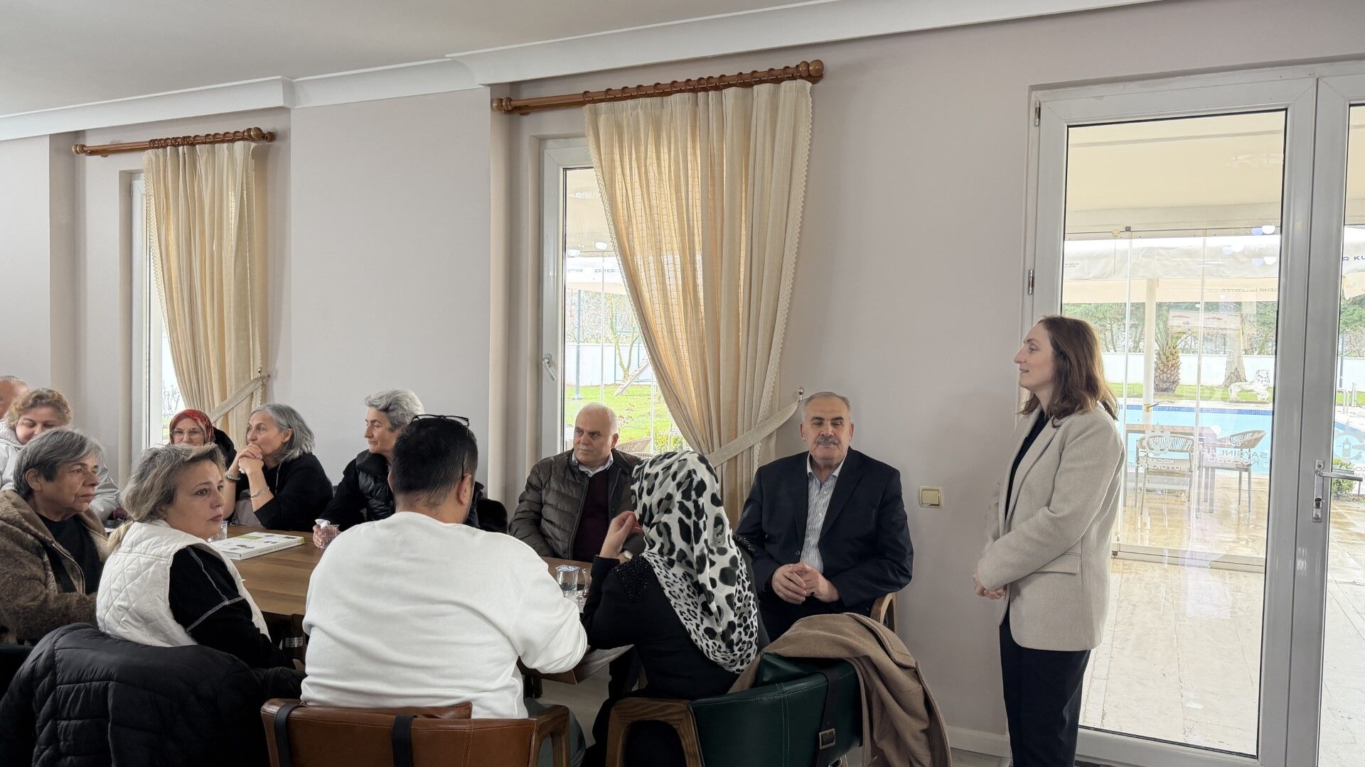 Sayginlar Kulübü Kapilarini Açti (4)