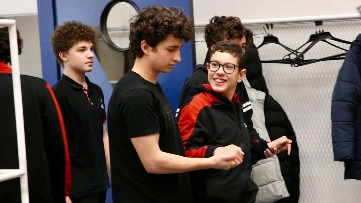 Serebral Palsili Öğrenci Ufuk Can Sarmusak, Lgs’deki Başarısının Ardından Tübi̇tak Fen Lisesi’ni Kazanarak Bilim Insanı Olma Hayaline Bir Adım Daha Yaklaştı (4)