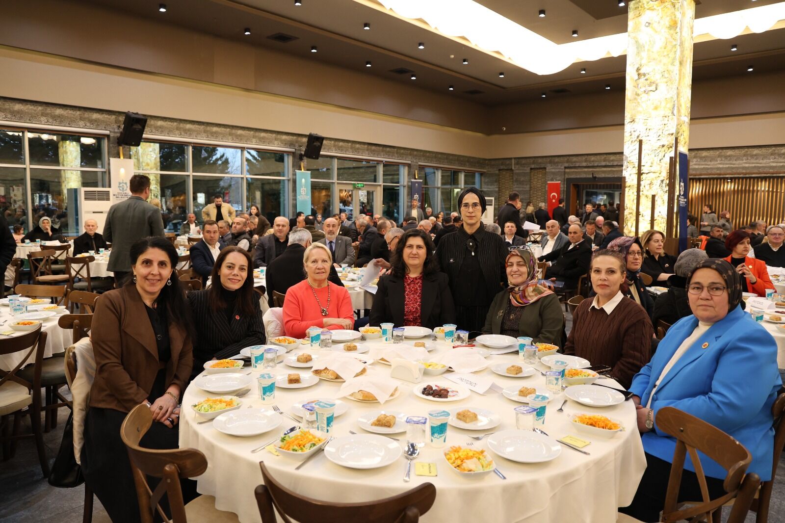 “Sokakta Aç Ki̇mse Kalmasin” (3)-1