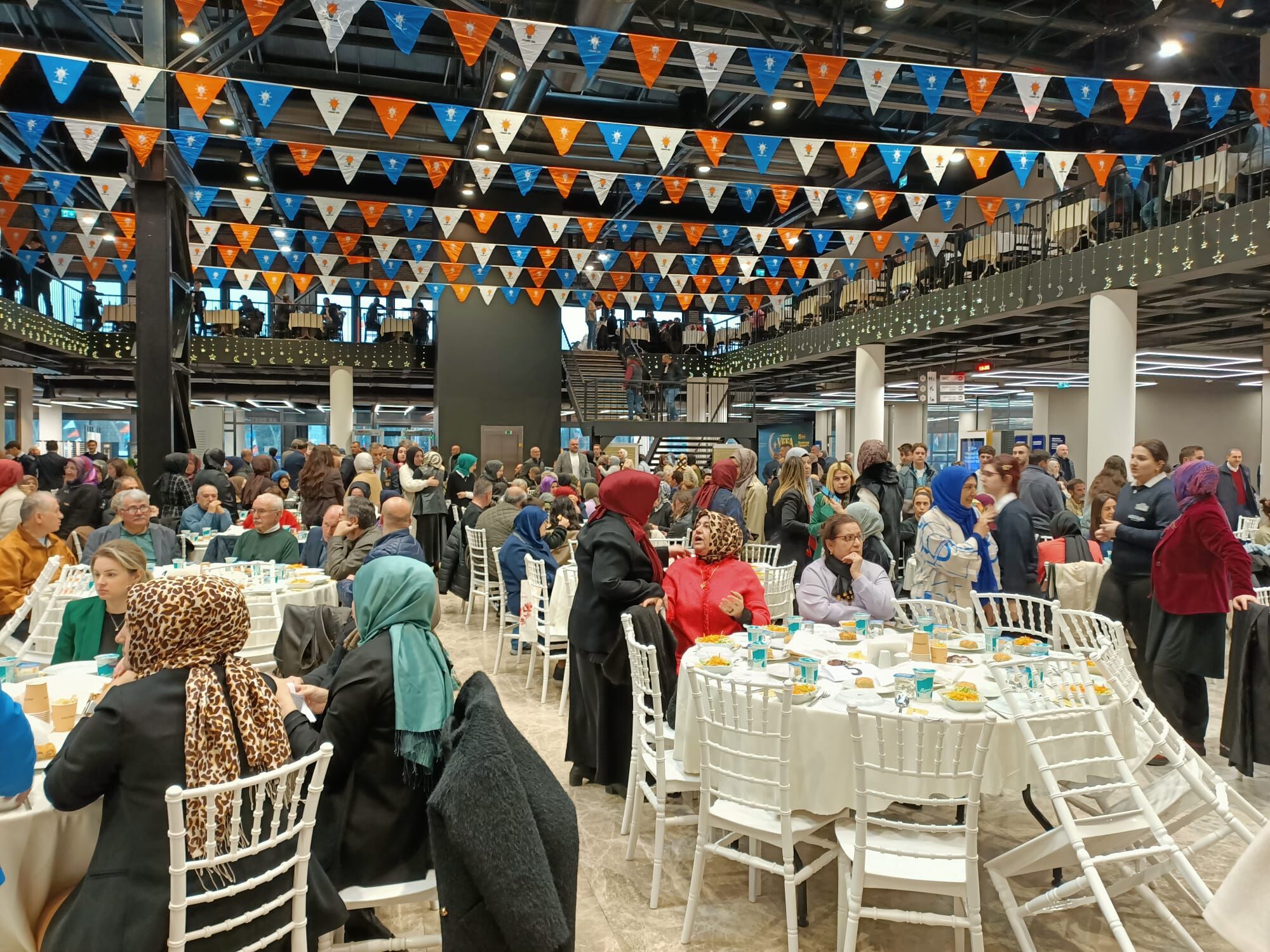 Teşki̇lat İftari Başliyor (3)