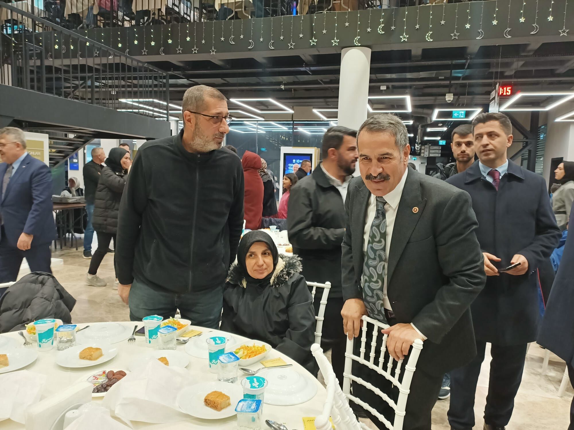 Teşki̇lat İftari Başliyor (5)