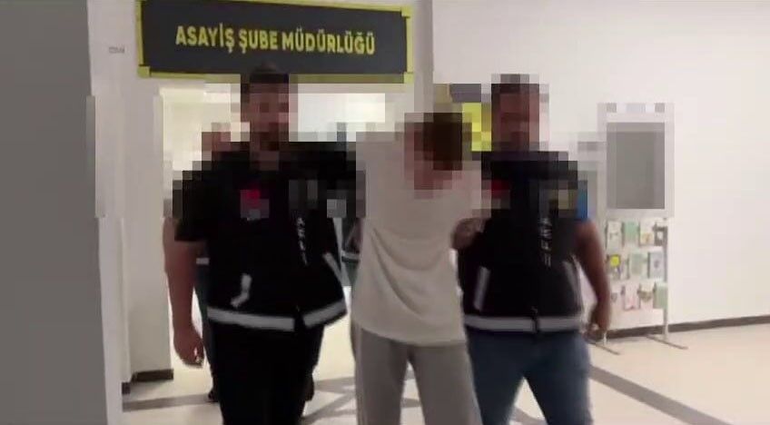 Ümi̇tcan Şi̇ri̇n Davasinda Duygusal Anlar! Baba Katledi̇len Oğlunun Doğum Gününü Mezari Başinda Kutladi 06