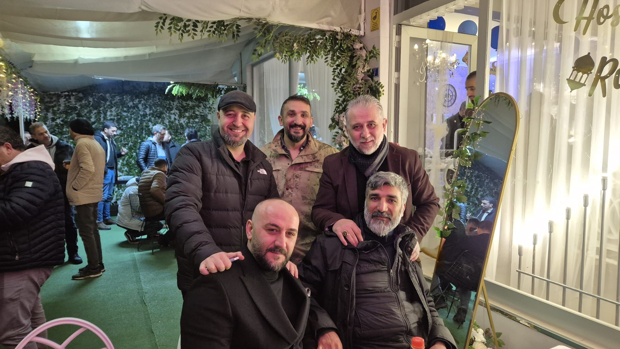 Vefa Sofrasinda Nostalji̇ Rüzgari İmam Hati̇p Mezunlari İftarda Buluştu (9)