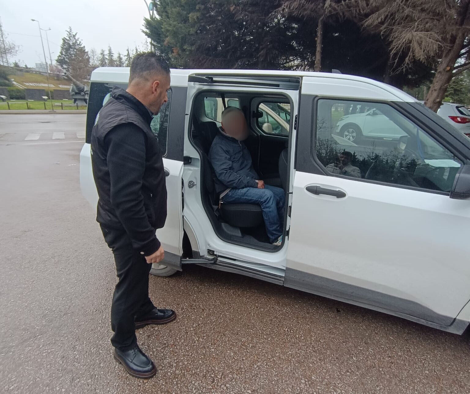 cami-avlusu-baba-oğul-1