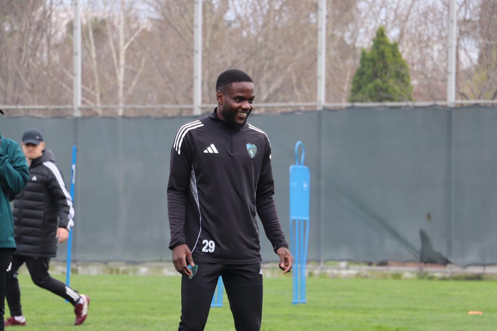 Whatsapp Image 2026 03 31 At 15.09.27 (1)