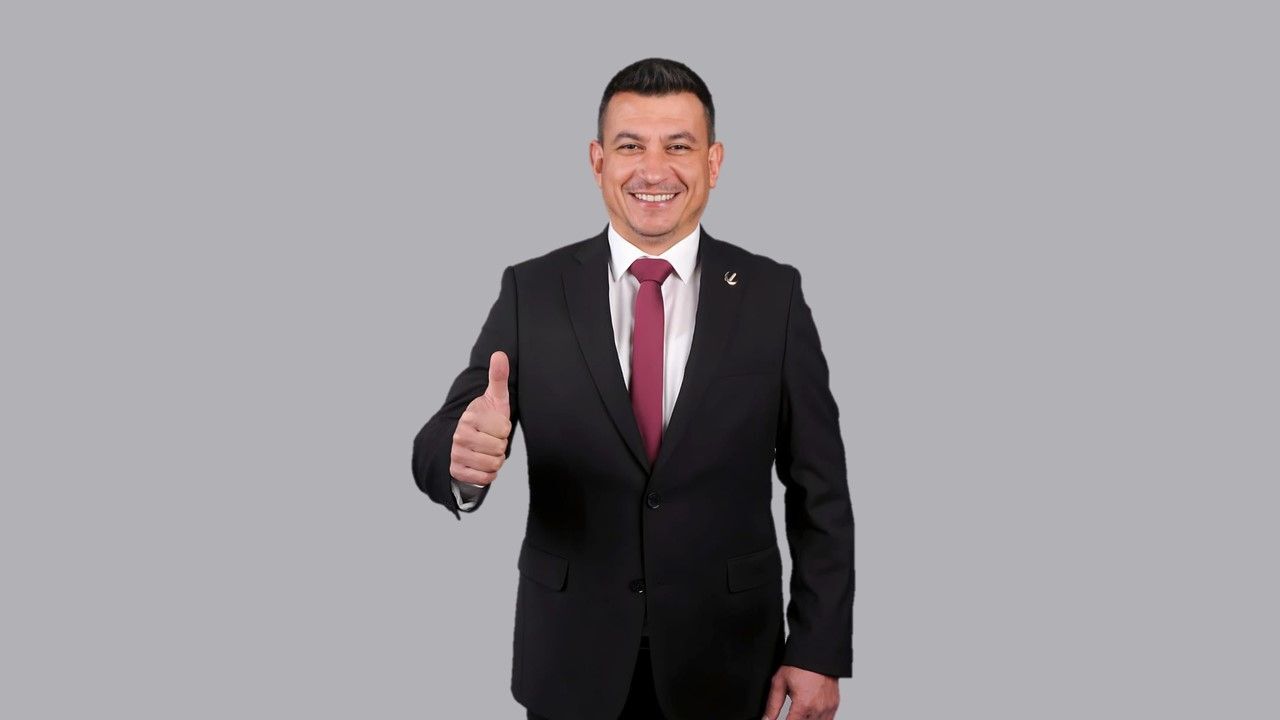 Yeniden Refah Partisi Yrp Kartepe Ilce Baskani Berat Kansu Istifa Ettigini Acikladi