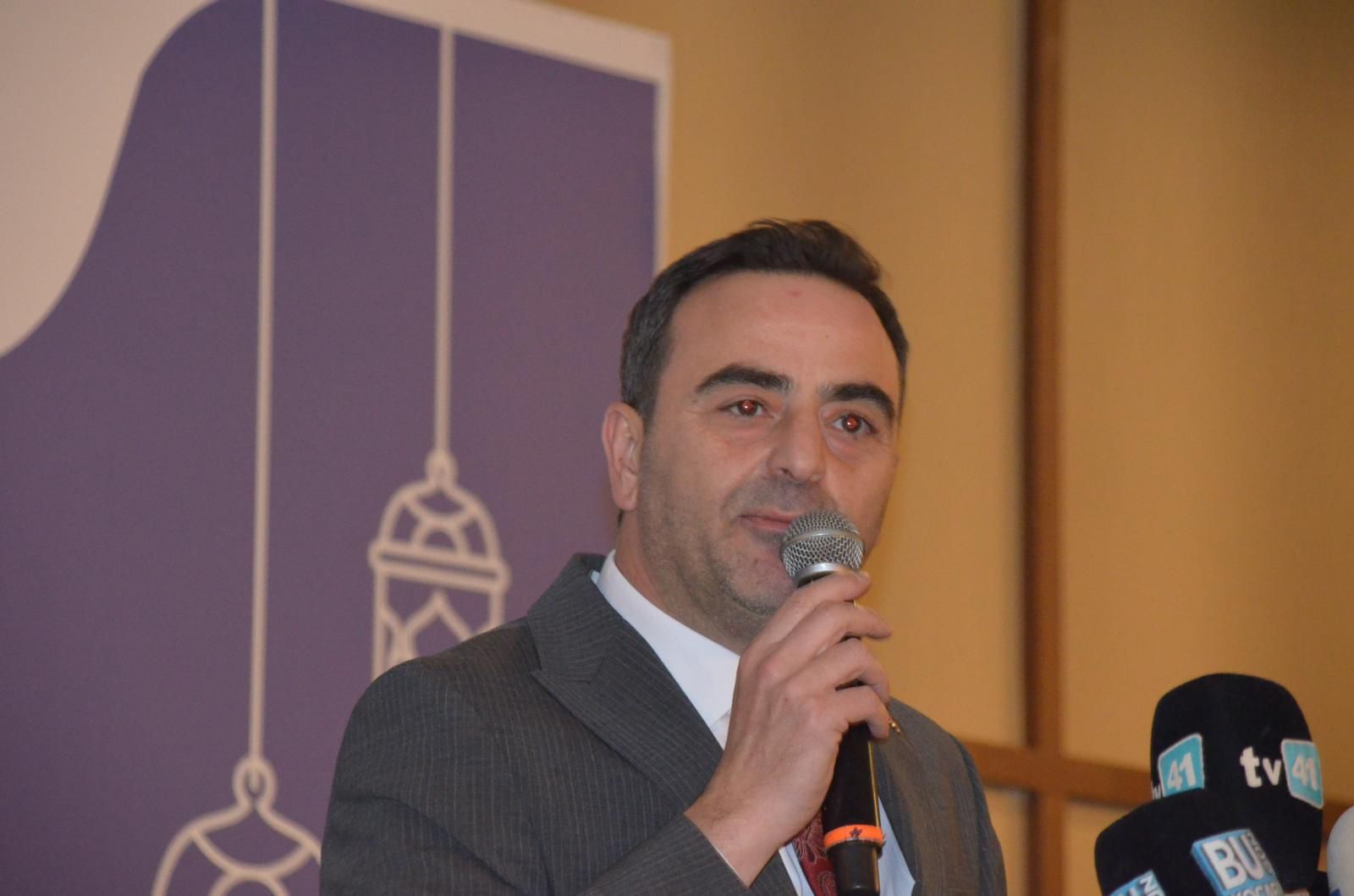 Yeti̇m Çocuklarla İftar Programina Katildi (1)-1