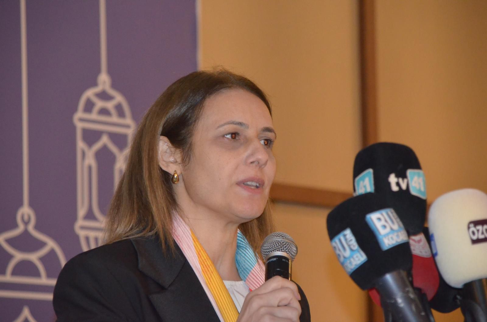 Yeti̇m Çocuklarla İftar Programina Katildi (4)