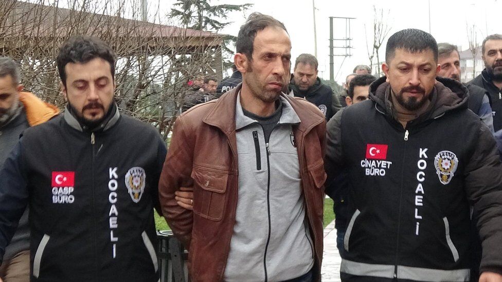 120425628 Yeniden Yargilanan Palu Ailesi Bireylerine Ceza Yagdi 8361 Dhaphoto1