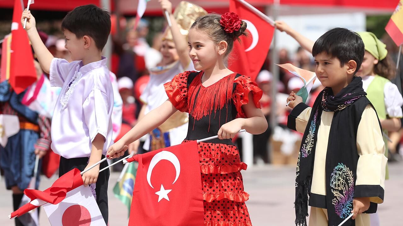 23 Nisan 2218142-1