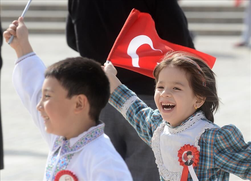 23 Ni̇san Tati̇l Mi̇, Hangi̇ Gün 23 Ni̇san Ulusal Egemenli̇k Ve Çocuk Bayrami Tati̇l Takvi̇mi̇ Netleşti̇ (3)