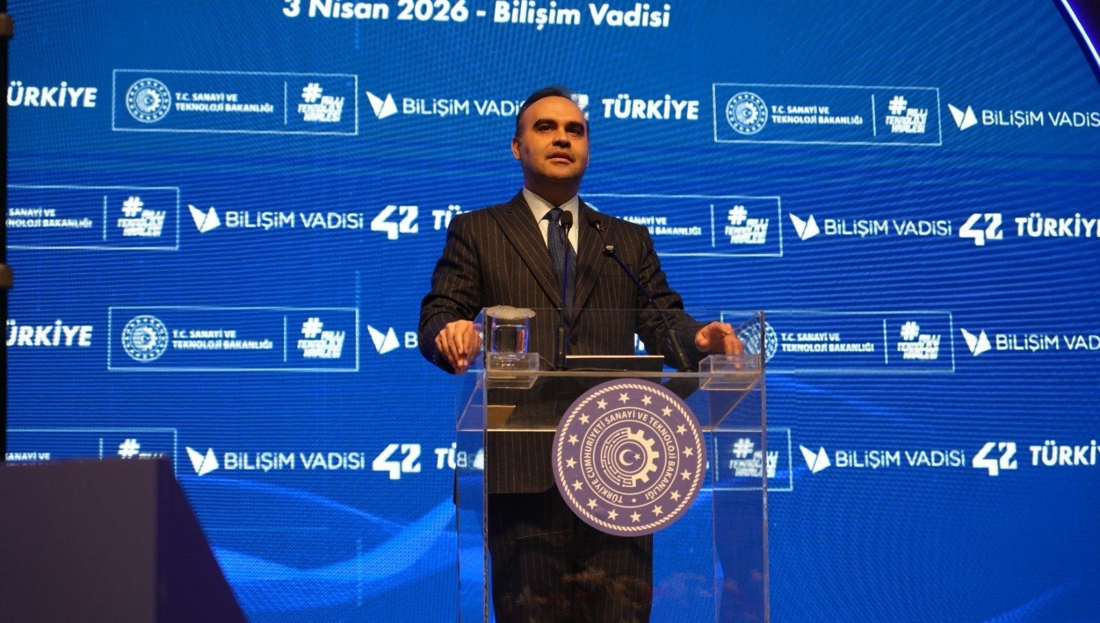 Bakan Kacir, 407 Genç Yazilimcinin Mezuni̇yet Coşkusunu Paylaşti (3)