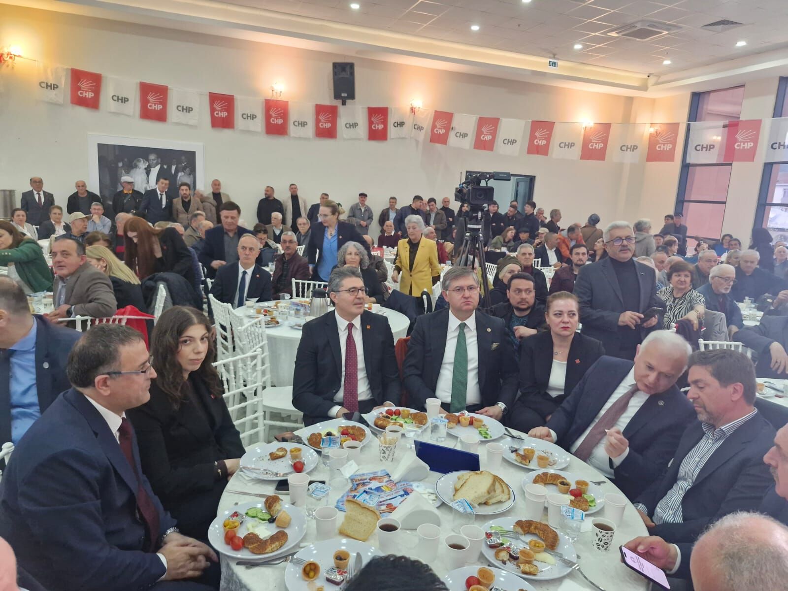 Chp Deri̇nce’de Güç Gösteri̇si̇ Yapti (11)
