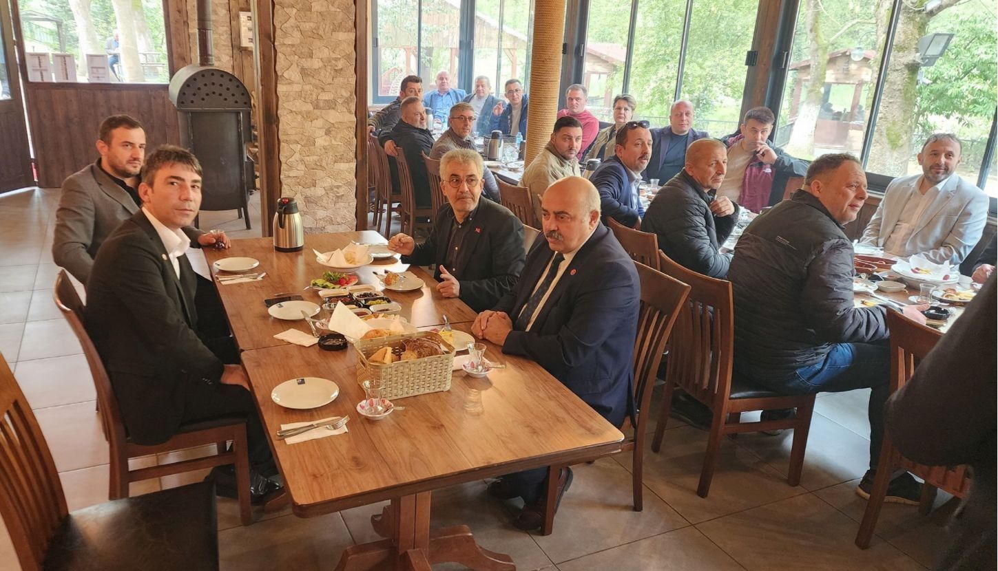 Faruk Demi̇r’den Gölcük’te Bi̇rli̇k Ve Beraberli̇k Mesaji (2)