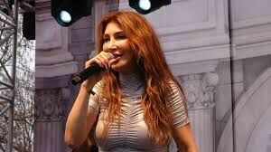 Hande Yener