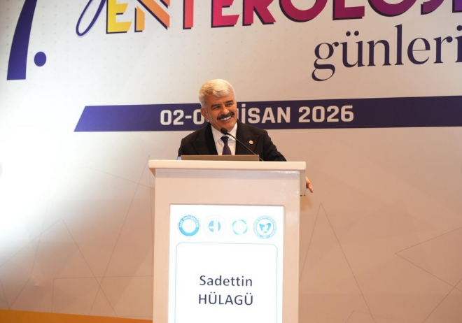 Hülagü’den Gazi̇ Gastroenteroloji̇ Günleri̇’nde Bi̇li̇m Vurgusu (2)