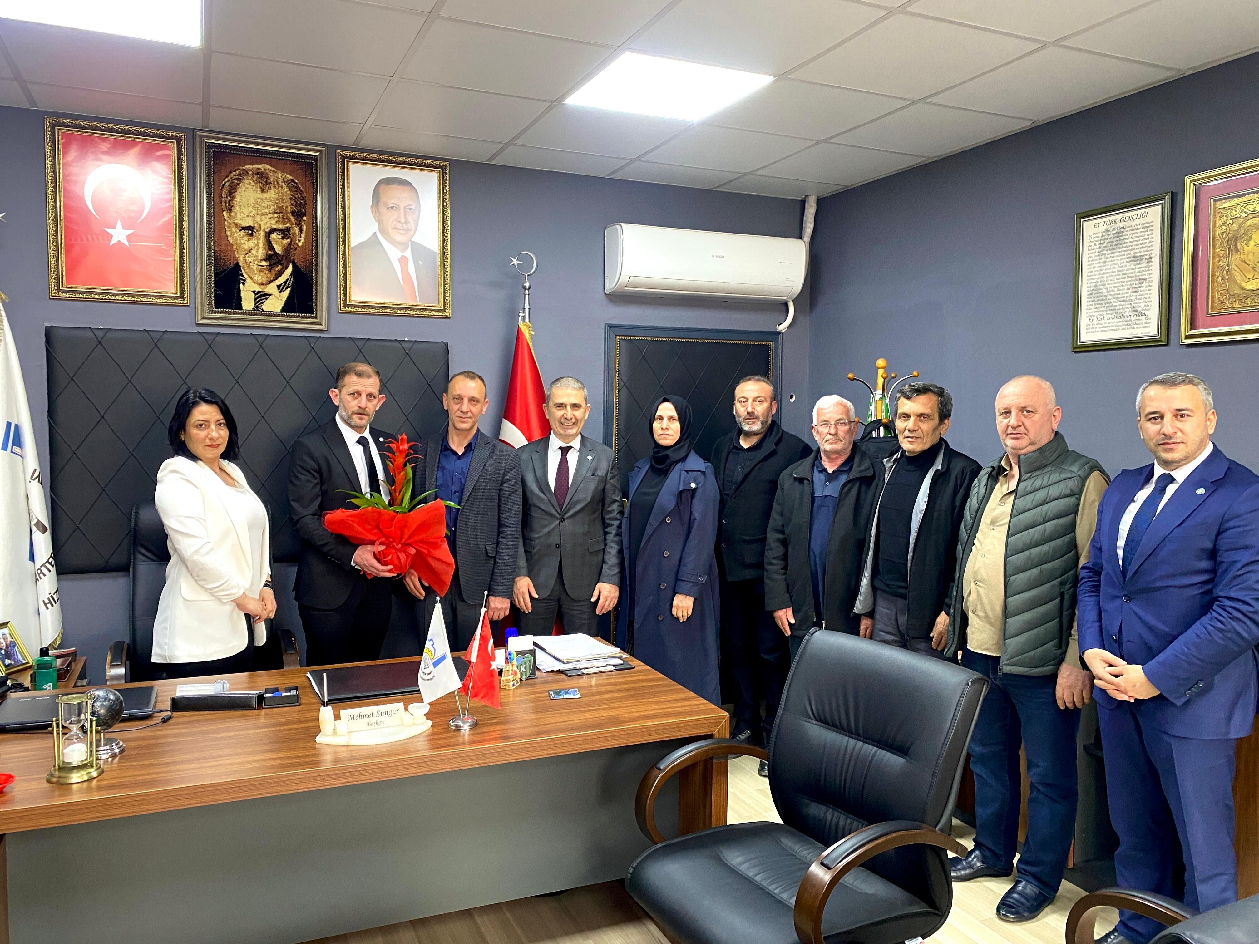 İyi̇ Parti̇ Kocaeli̇’den Kartepe Çikarmasi Temaslar Peş Peşe Gerçekleşti̇ (5)