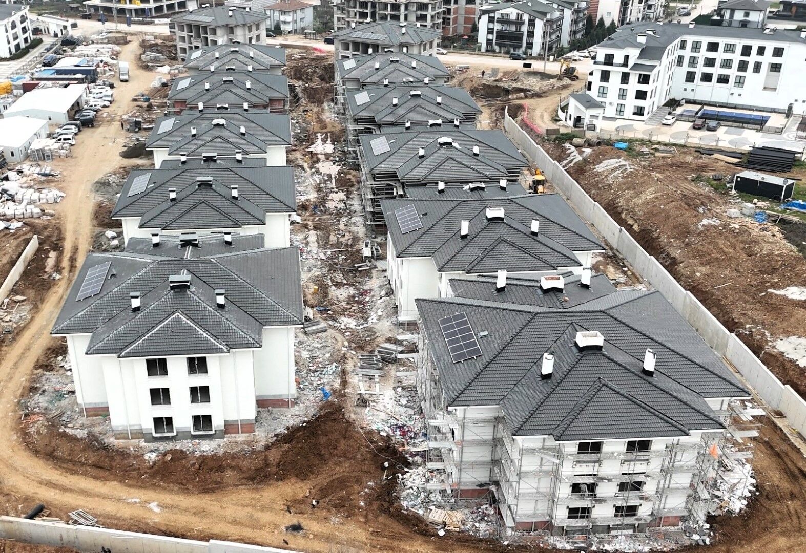 Kartepe Kent Konut Evleri'nde Kaba Inşaat Tamam (1) (Büyük)-1