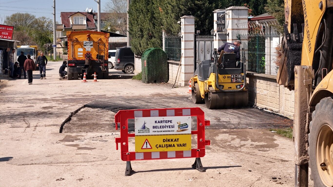 Kartepe’de Eş Zamanlı Yol Çalışması (3)