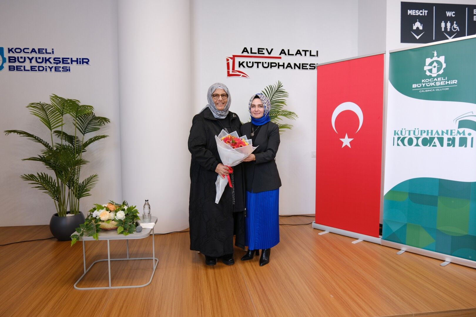 Kitapların Izinde Kocaeli'yi Adım Adım Keşfettiler (15) (Large)