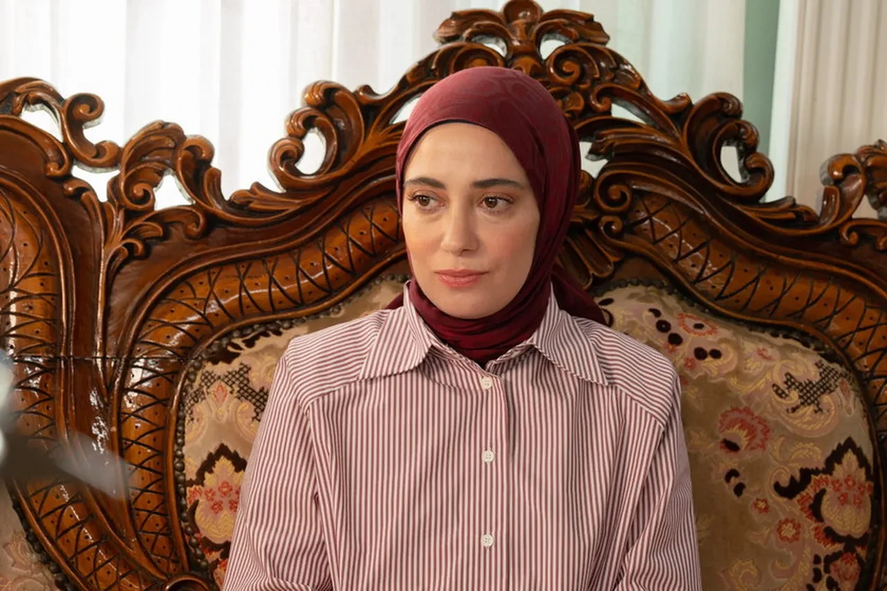 Kizilcik Şerbeti̇ 135. Bölümde Ortalik Karişiyor! Fragman Şoke Etti̇ (3)