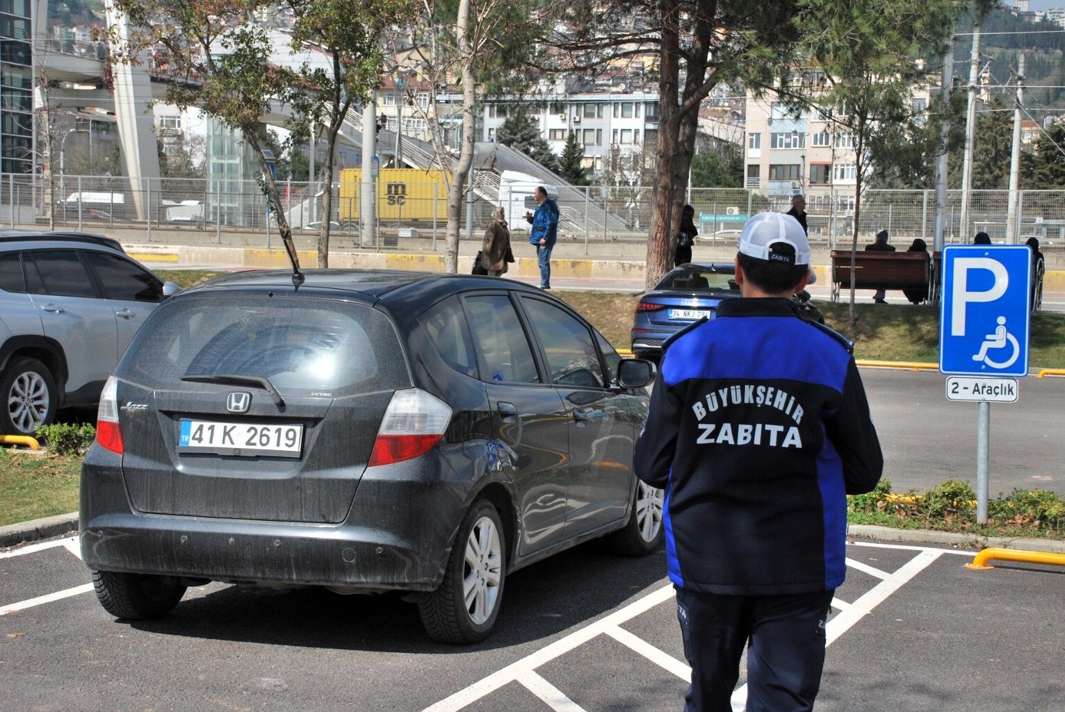 Kocaeli̇’de Hatali Parka Siki Deneti̇m (4)
