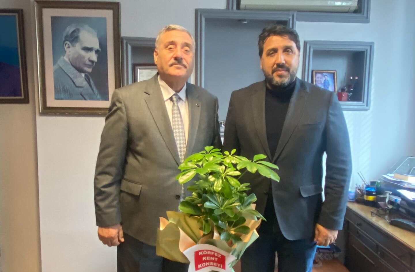 Körfez Kent Konseyi̇ Başkani Ahmet Önal Ve Yöneti̇mi̇ Zi̇yaretler (2)