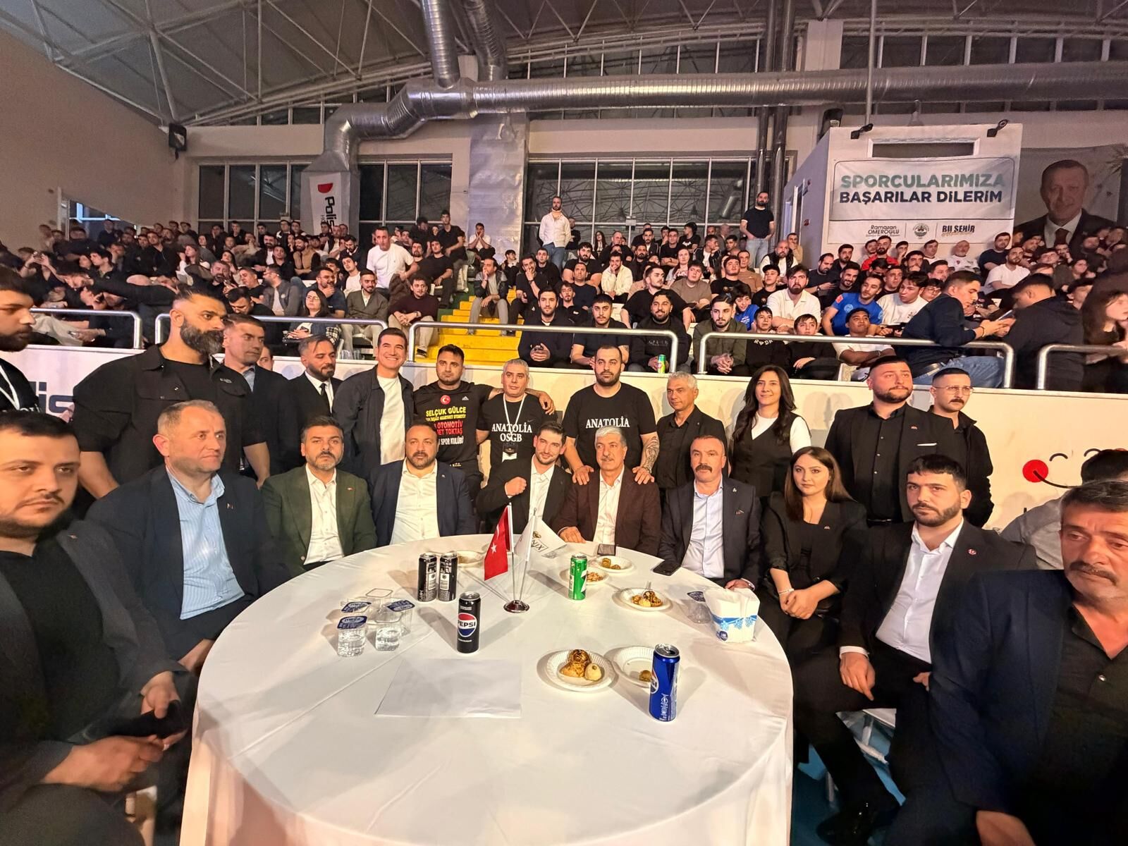 Mhp Di̇lovasi Phoenix Fight Night 4 Gecesi̇nde Yeri̇ni̇ Aldi (3)