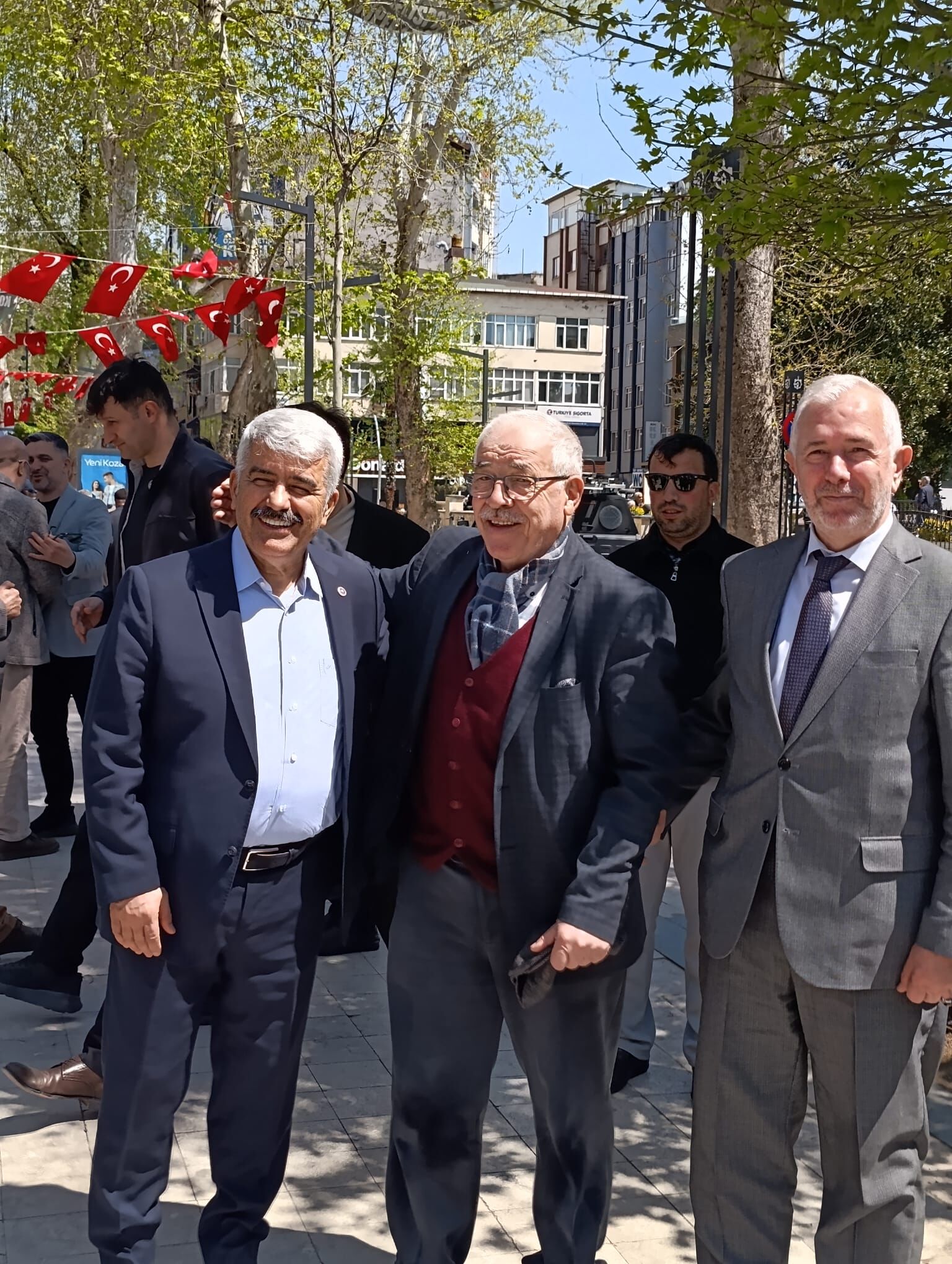 Mi̇lletveki̇ Hülagü Durmuyor (1)-1