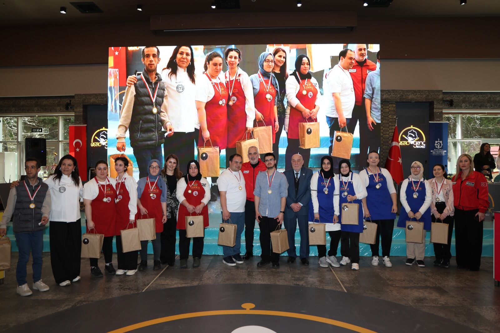 Oti̇zm Farkindaliğina Anlamli Dokunuş (5)
