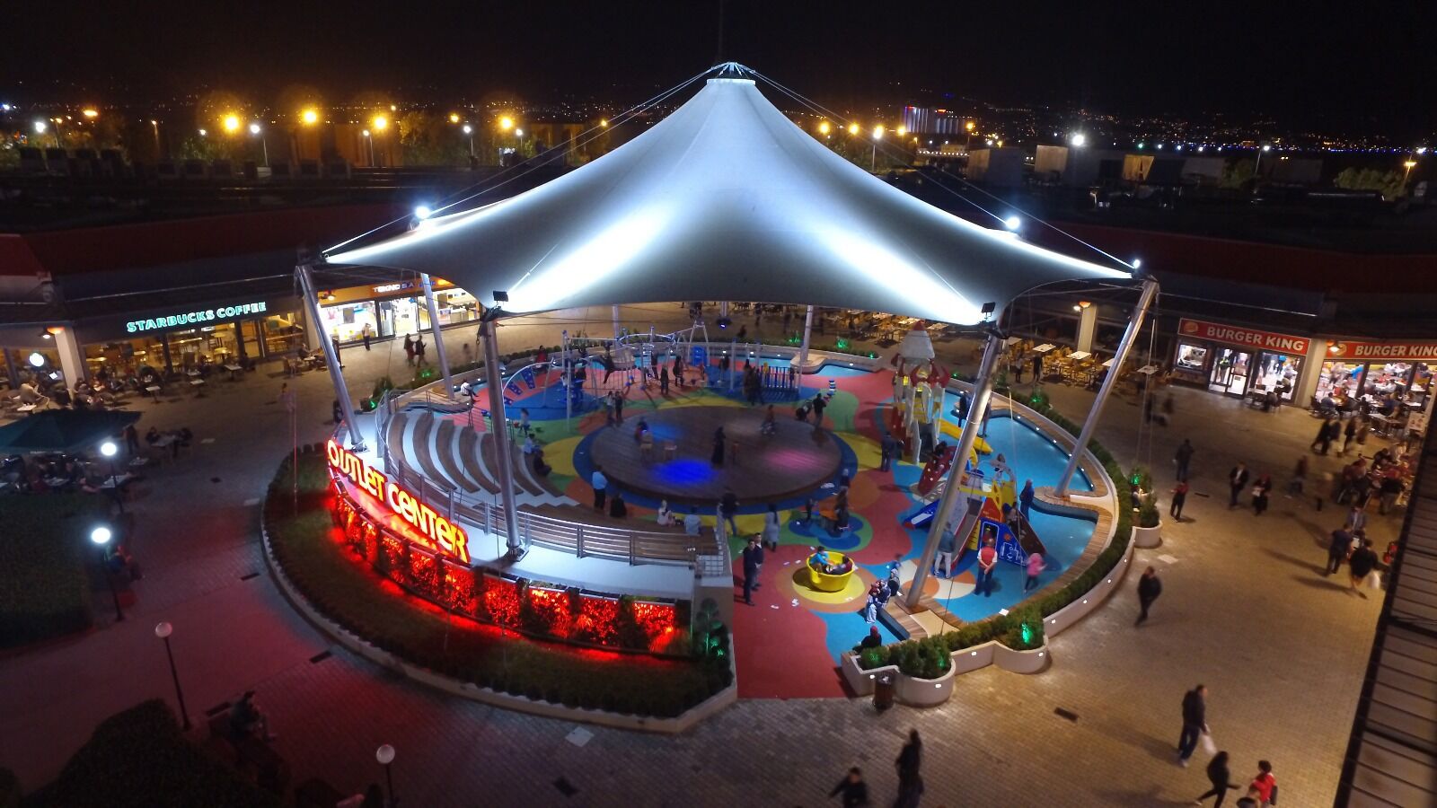 Outlet Center İzmi̇t’te 52. Geleneksel Ucuzluk Panayiri Başladi (2)