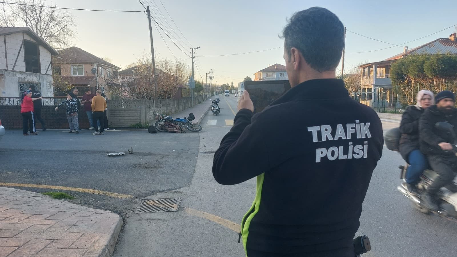 Sağdan Sollama Felaketi̇ Geti̇rdi̇ Çarpişma Kamerada (3)