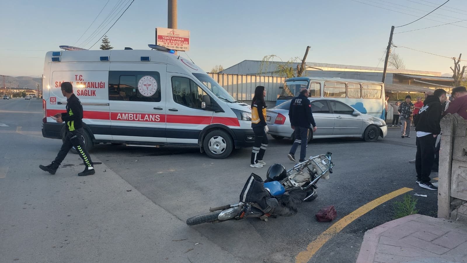 Sağdan Sollama Felaketi̇ Geti̇rdi̇ Çarpişma Kamerada (4)