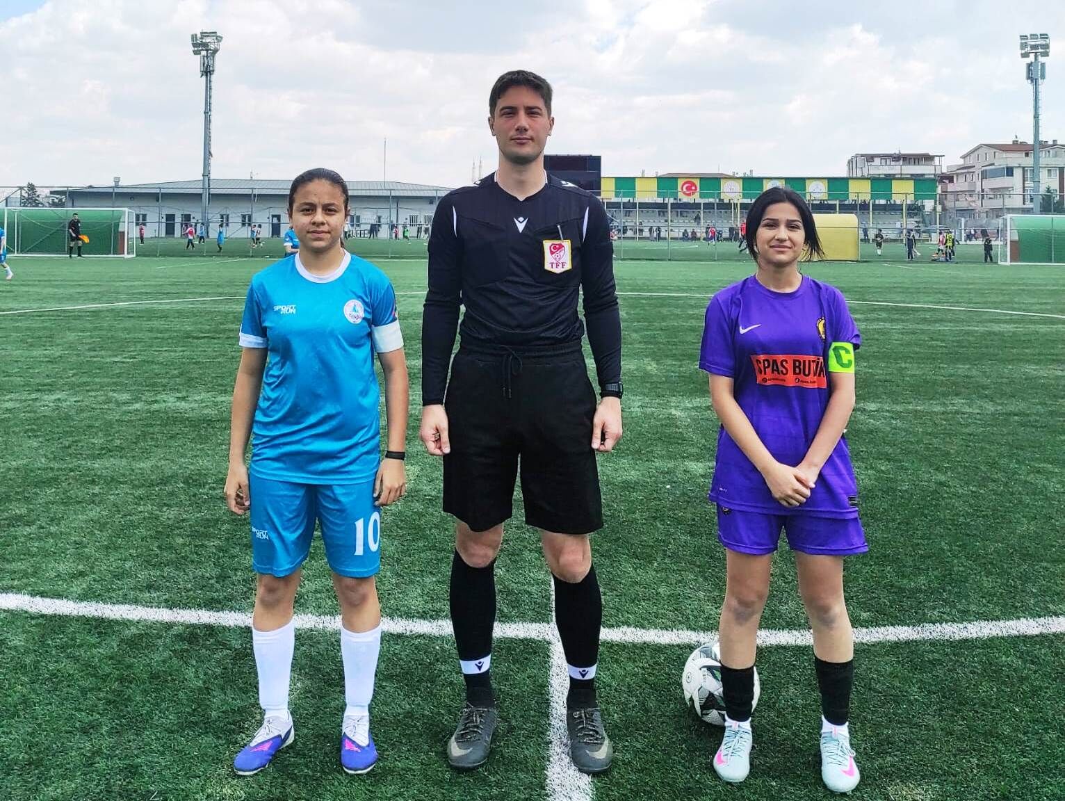 U15 Kizlar Futbol Darica Bi̇rli̇k 4 Körfez Gb A