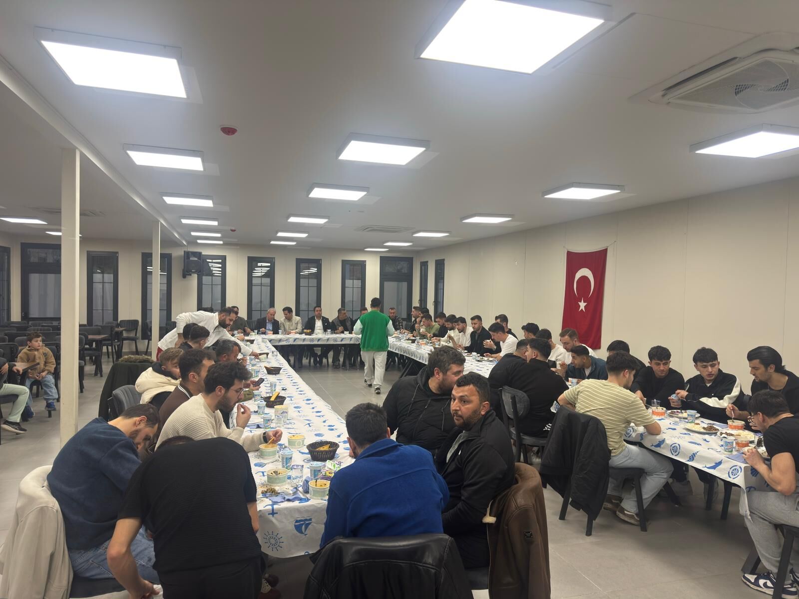 Yemekte Buluştu (4)